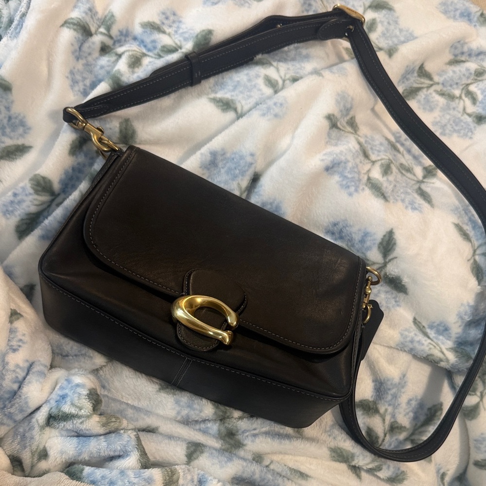 Coach- Soft tabby- Black Leather Shoulder Bag-